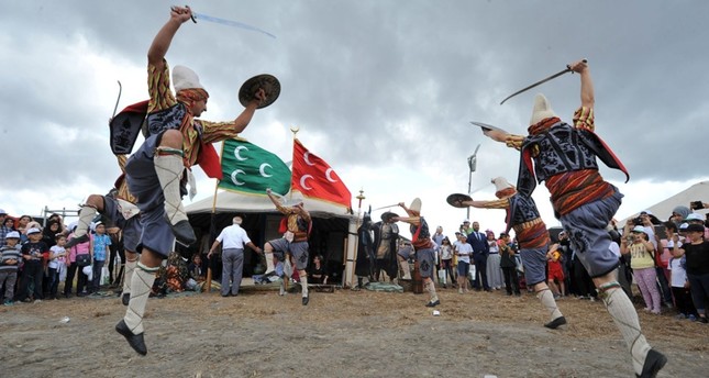 مدينة بورصا تستضيف مهرجان الرياضات التقليدية للشعوب التركية