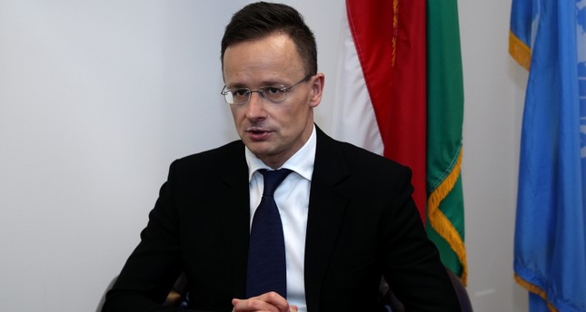 وزير خارجية المجر: ندعم انضمام تركيا للاتحاد الأوروبي لتعزيز قوته