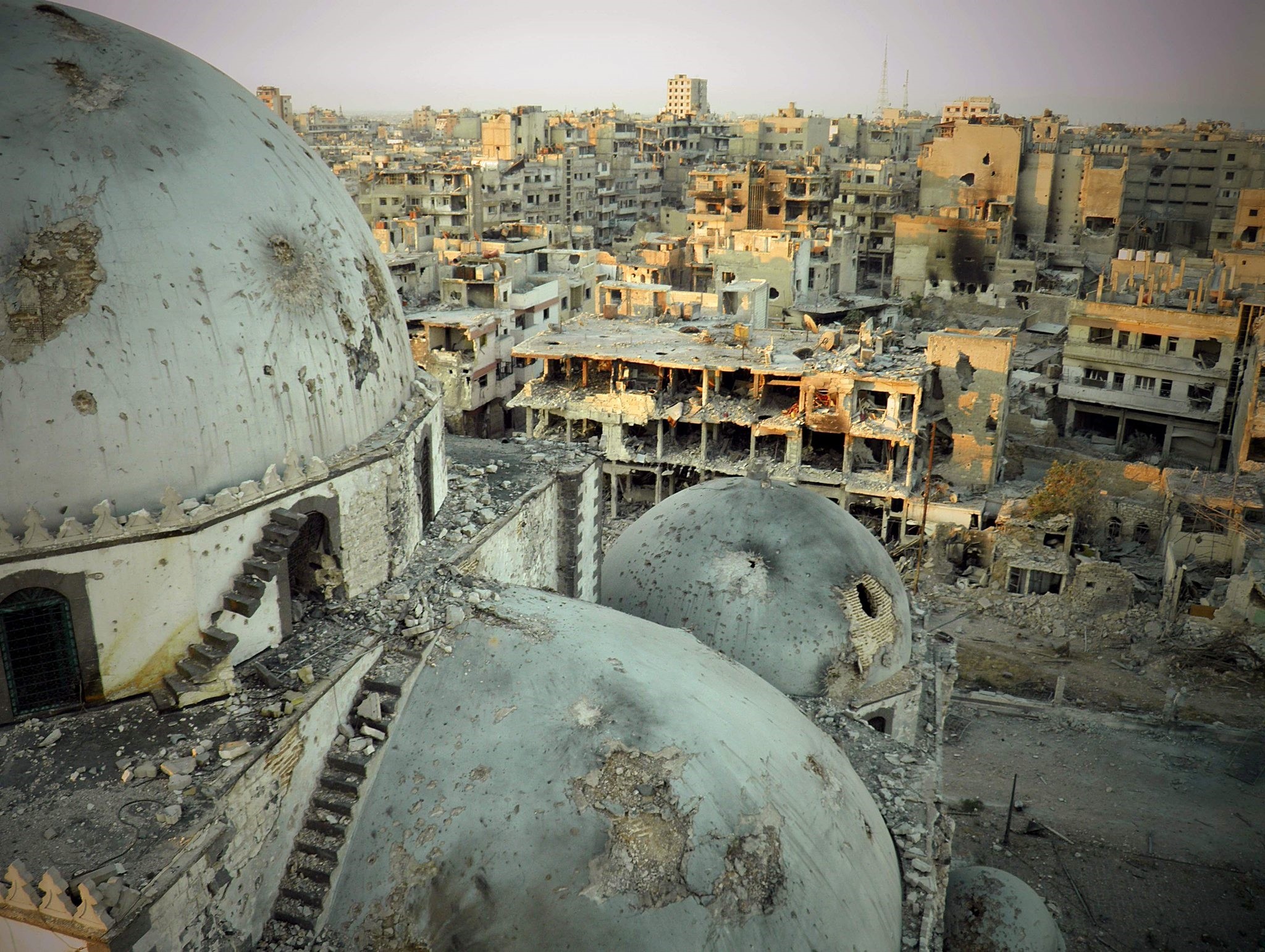 The Khalid ibn al-Walid Mosque seen after being partially destroyed in clashes during the Syrian civil war, Homs province, Syria, July 25, 2013.