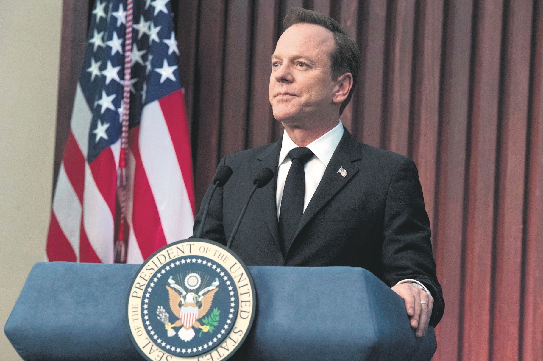 Played by Kiefer Sutherland, the character Tom Kirkman becomes the U.S. president as the designated survivor.