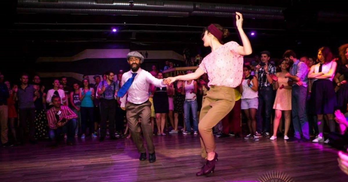 Swing and Lindy Hop, the dance styles and music of what is considered to be the golden era of jazz, has seen a revival in popularity in Istanbul and worldwide.