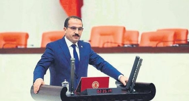 رئيس مجموعة الصداقة البرلمانية التركية اليمنية يشار قرق بينار
