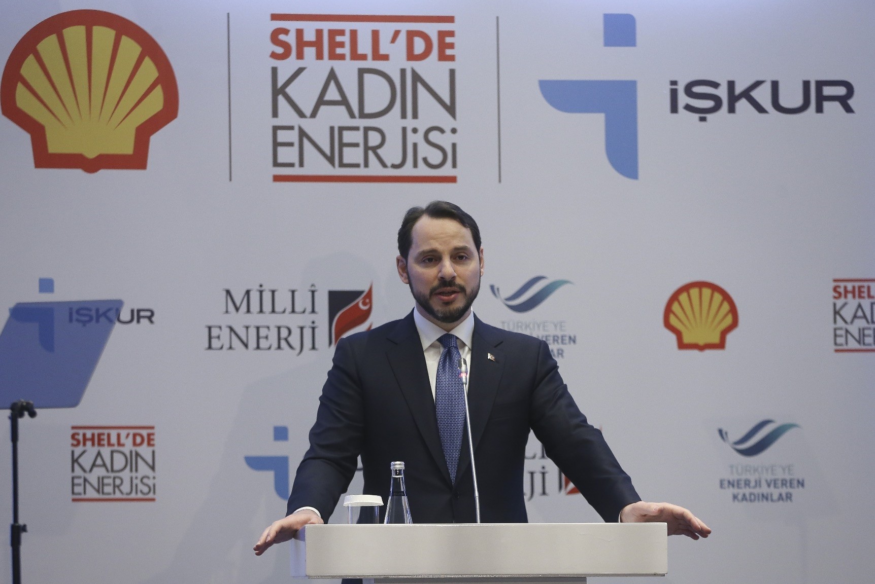 Albayrak delivers a speech at a meeting of Employment for 5,000 Women in 5 Years project, which was held jointly by Shell Turkey and u0130u015eKUR under the auspices of the Energy & Natural Resources Ministry and Labor and Social Security Ministry, March 9.
