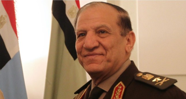 مصر.. الجيش يعتزم إحالة جنينة وعنان إلى التحقيق