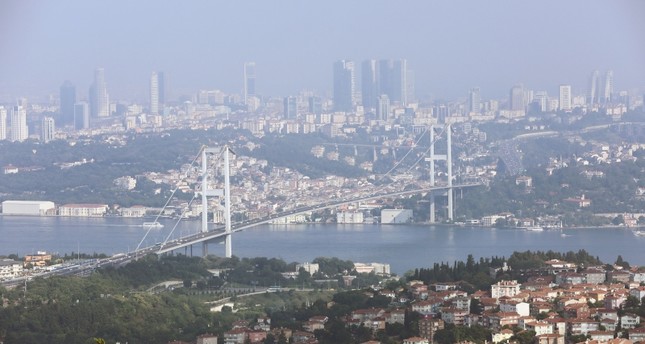 В ожидании пробок: 2 главных моста Стамбула частично перекроют на ремонт