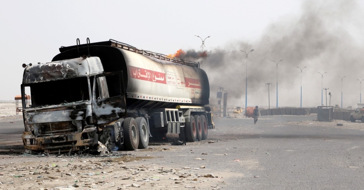 Smoke rises from an oil tanker truck set ablaze during clashes, Aden, Aug. 29, 2019.
