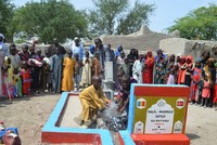 Elderly Turkish woman funds water well in Chad with vegetable sales