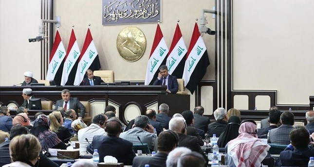 البرلمان العراقي يطالب بتحقيق مع علاوي بشأن تغريدة الرشى