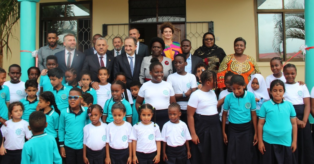 Opening ceremony of Maarif school in Dar es Salaam, which was attended by Turkish and Tanzanian officials.