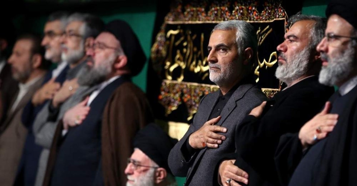 The commander of the Iranian Revolutionary Guard's Quds Force, Gen. Qasem Soleimani (3rd from R), attends a religious ceremony, Tehran, March 27, 2015. (AFP Photo)