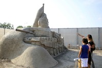 The July 15 Memorial is the most popular one among this year's sand sculptures.