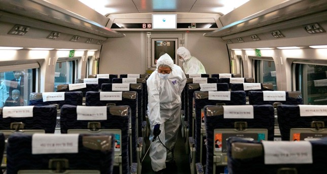 السلطات التركية تعيد مسافرة صينية يشتبه في إصابتها بفيروس كورونا الجديد