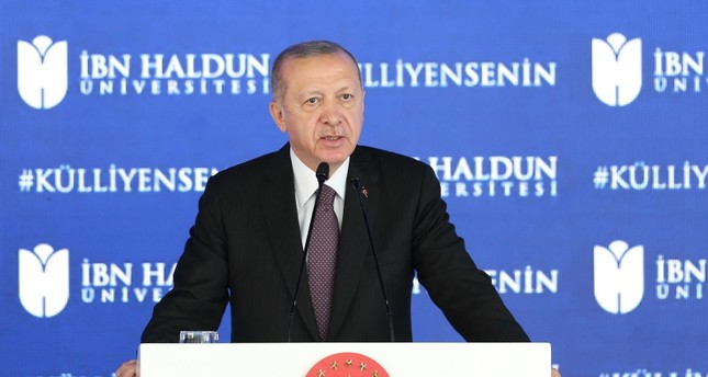 أردوغان مفتتحاً مجمع جامعة ابن خلدون باسطنبول الأناضول