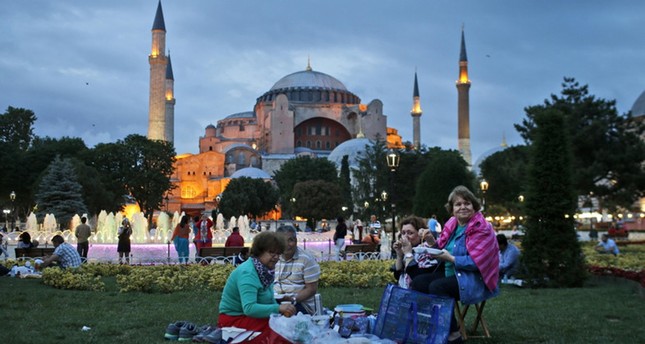 Physical, spiritual, mental rejuvenation in Ramadan: What happens when you fast