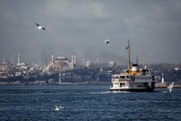 Expat community in Istanbul continues to host events for foreigners living in the city. (AA Photo)