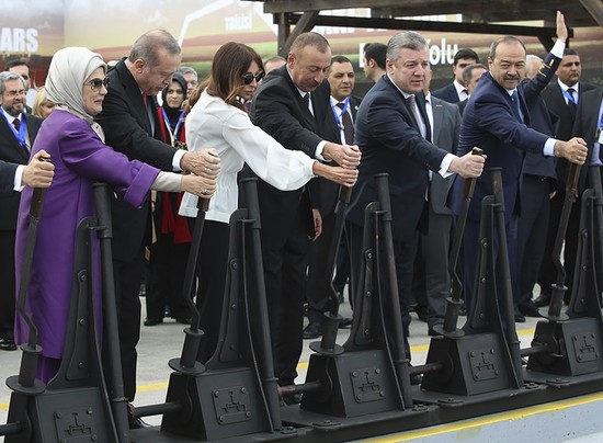 Baku-Tbilisi-Kars railway to stimulate economic growth, boost human development