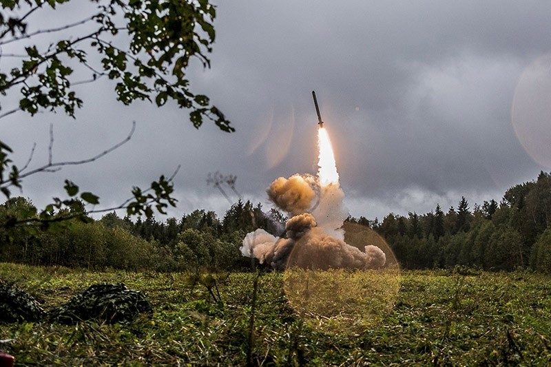 A handout photo made available by the Russian Defence Ministry on 19 September 2017 shows  Russian tactic missile Iskander -M during  Zapad 2017 military exercises on Luga range in St. Petersburg region, Russia, 18 September 2017. (EPA Photo)
