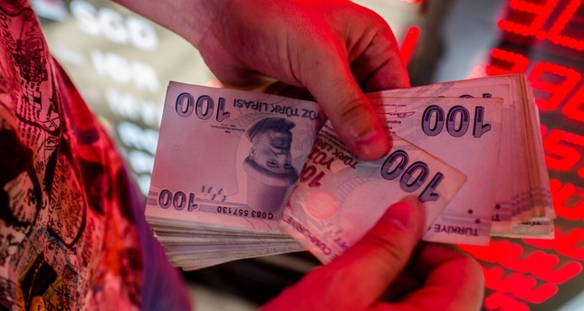 المركزي التركي يبقي على سعر الفائدة عند 24 في المئة