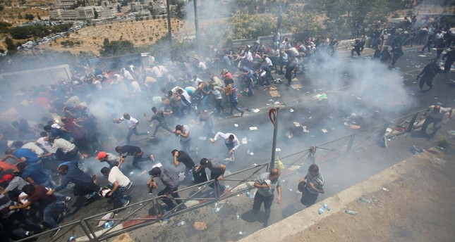 Konfrontationen zwischen israelischer Polizei und Palästinensern: Drei Tote
