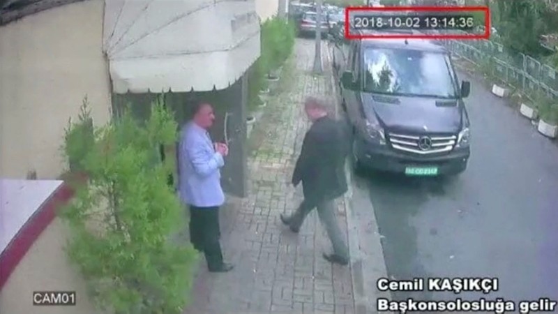 A still image taken from CCTV video and obtained by TRT World claims to show Saudi journalist Jamal Khashoggi as he arrives at Saudi Arabia's consulate in Istanbul Oct. 2, 2018. (REUTERS Photo)