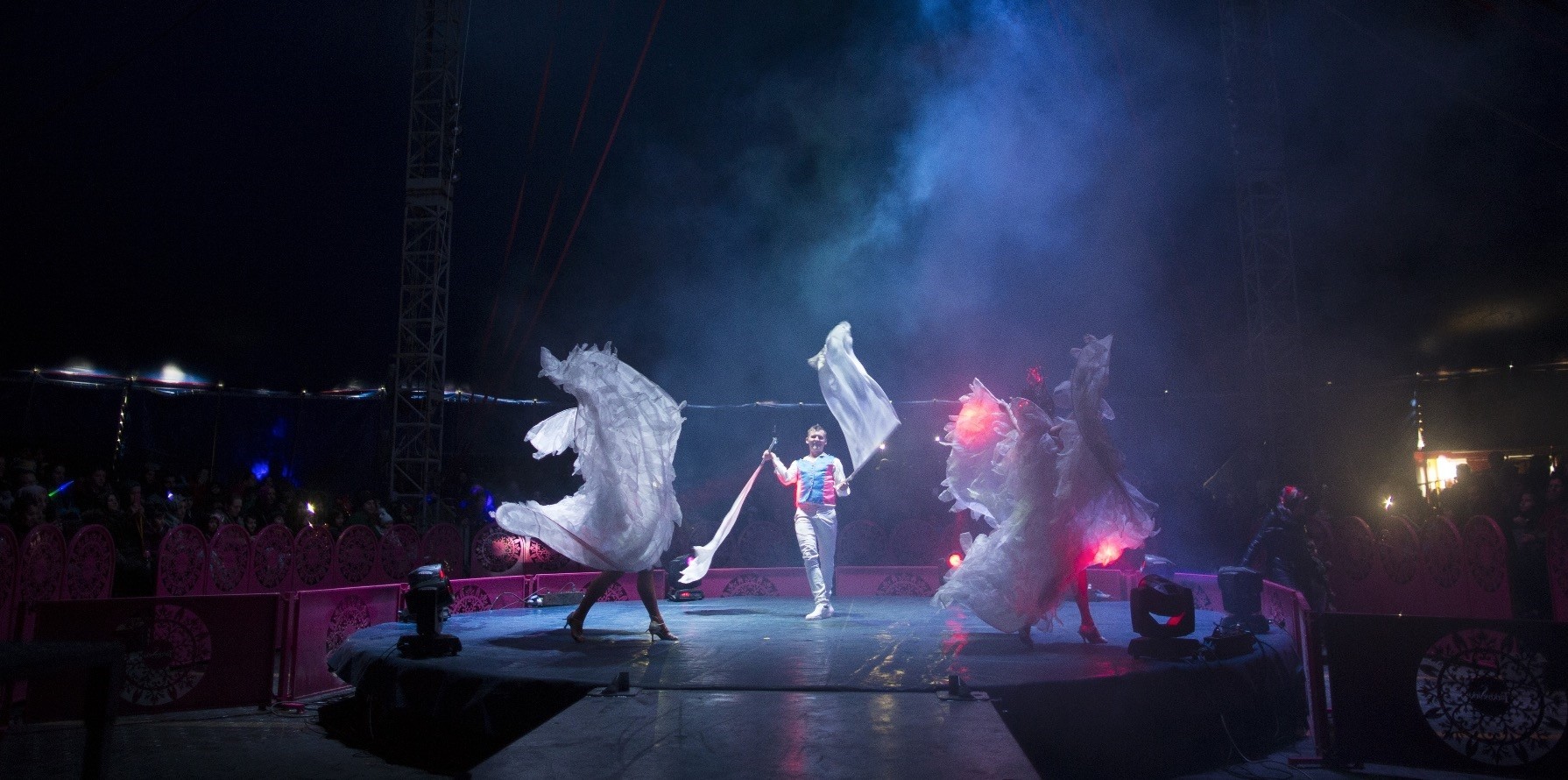 Turkeyu2019s one and only circus which is managed by the Cankurt Family, does not use animals in their shows.