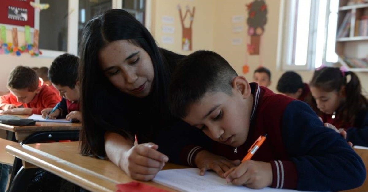 Teachers working in schools along the border in southeastern Turkey have breathed a sigh of relief thanks to Turkey's counterterrorism efforts, continue teaching classes. (AA Photo)