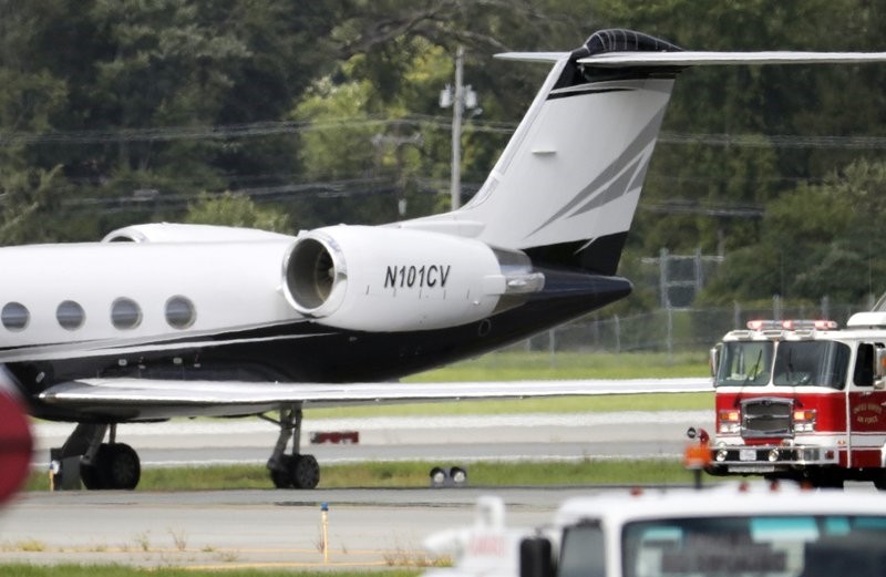 A private jet sits on the runway at New York Stewart International Airport after it made an emergency landing with blown tires, Tuesday, Aug. 21, 2018, in New Windsor, N.Y. (AP Photo)