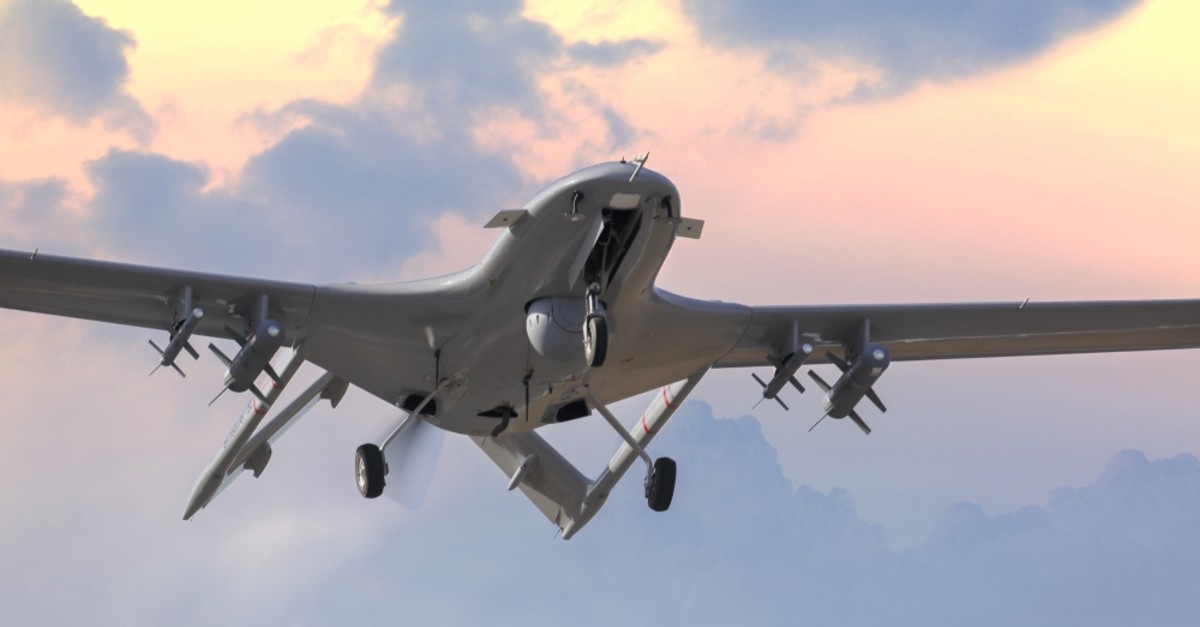 Domestically developed Bayraktar drone breaks new aviation record ...