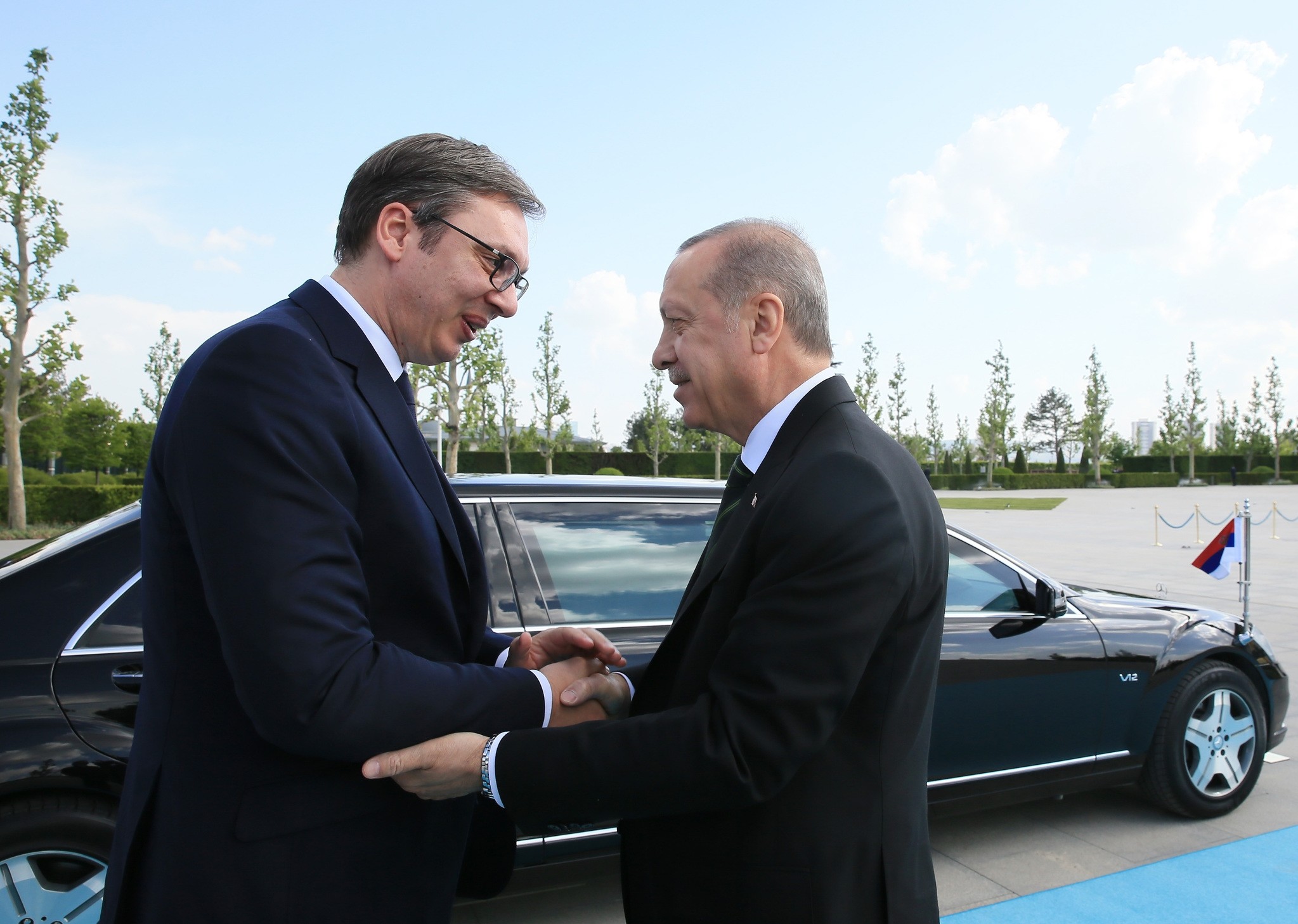 President Erdou011fan welcomes Serbiau2019s President Vucic (L) prior to their meeting at the Presidential Palace, Ankara, May 7.