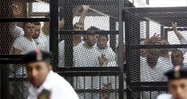 محكمة مصرية تقضي بسجن 66 شخصا في فض اعتصام رابعة Daily Sabah Arabic