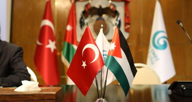 ملك الأردن يوجه بتقديم أية مساعدة ممكنة لمواجهة حرائق تركيا