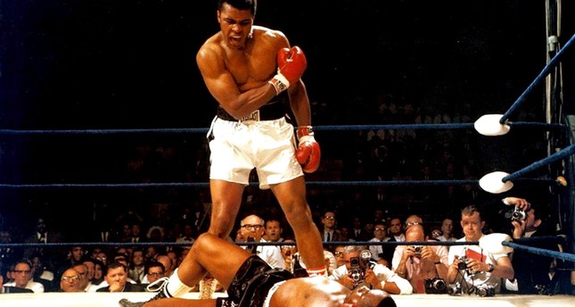 a biography of muhammad ali the legendary boxer Muhammad ali, the legendary boxer who has died at 74, made us laugh, curse, cheer, and cry most important, he made us brave. a biography of muhammad ali the legendary boxer Muhammad ali, the legendary boxer who has died at 74, made us laugh, curse, cheer, and cry most important, he made us brave.