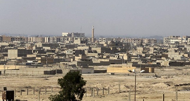 A general view of the eastern Syrian city of Deir el-Zour on September 20, 2017 (AFP Photo)