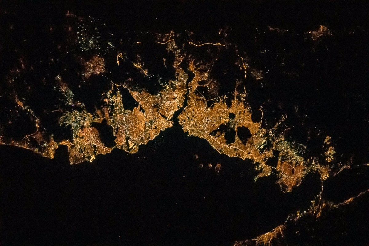 International Space Station Commander Shares Beautiful Night Image Of Istanbul Daily Sabah