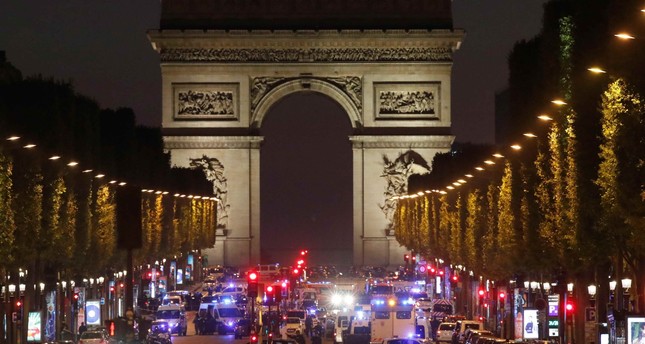 Schüsse in Paris - zwei Polizisten kommen ums Leben