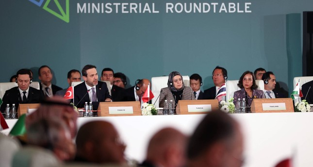وزير الطاقة والموارد الطبيعية التركي ألب أرسلان بيرقدار  يشارك في اجتماع المائدة المستديرة الوزارية الثالث لمنتدى المعادن المستقبلية في العاصمة السعودية الرياض، 9-1-2024. صورة: الأناضول