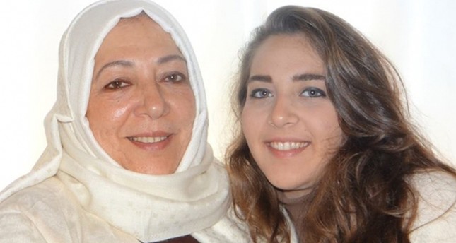 اغتيال معارضة سورية مع ابنتها في إسطنبول