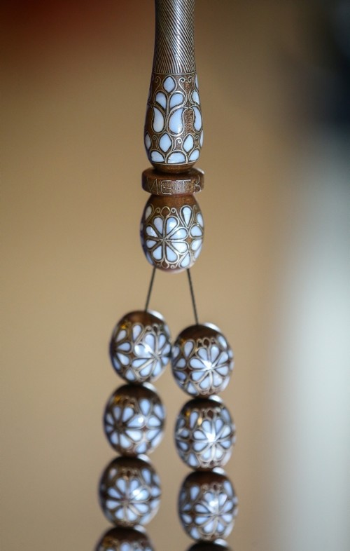 ØªØ±ØµÙØ¹ Ø§ÙØµØ¯Ù ÙÙÙØ´ Ø§ÙØ°Ùب.. ØØ±ÙØ© Ù
Ù
ÙØ²Ø© Ù٠إزÙ
ÙØ± ÙØªÙØ§Ø±Ø«ÙØ§ Ø§ÙØ£ØÙاد Ø¹Ù Ø§ÙØ£Ø¬Ø¯Ø§Ø¯