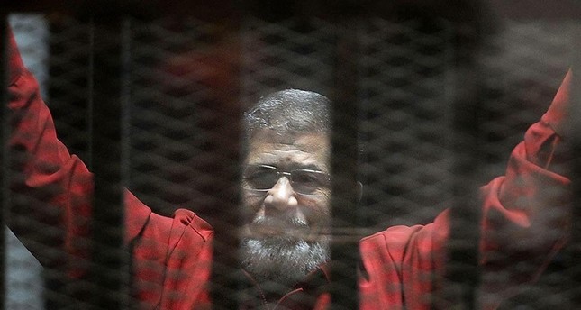 الإيقاف لمذيعة بالتلفزيون المصري وصفت مرسي بـالسيد الرئيس