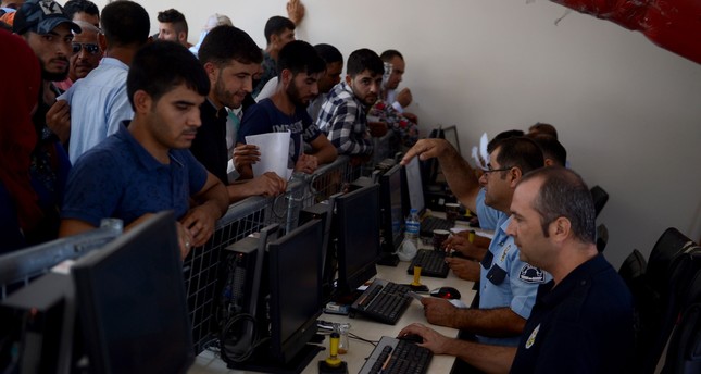 32 ألف لاجئ سوري بتركيا عادوا إلى بلادهم لقضاء العيد