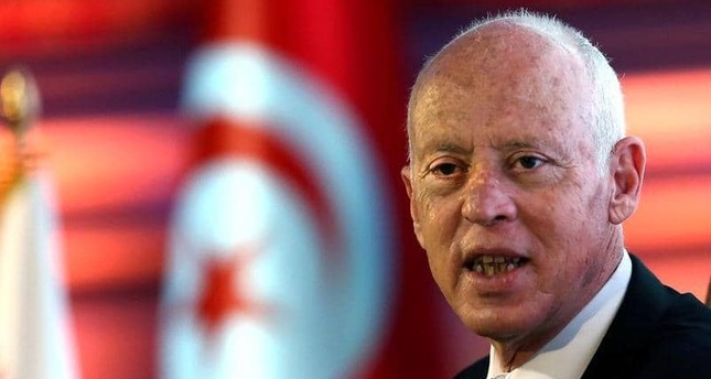 الرئيس التونسي يعفي وزيرين جديدين من منصبيهما