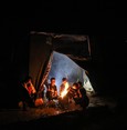 مأساة الخيام.. شتاء جديد يقسو على النازحين في شمال غربي سوريا