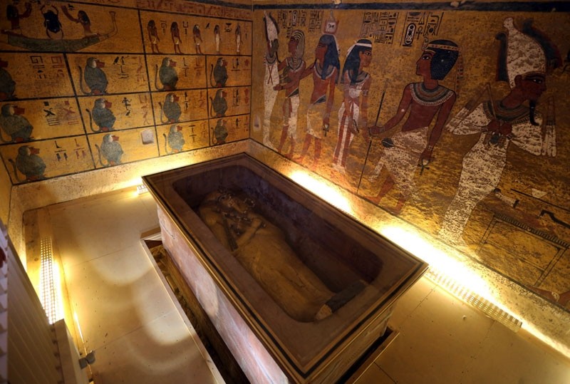 Experts Intensify Search For Hidden Chambers In King Tuts Tomb