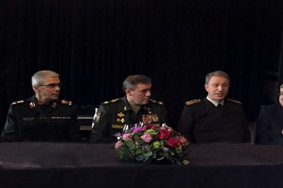 Iranian (L) Russian (C) and Turkish chiefs of staff (AA Photo)