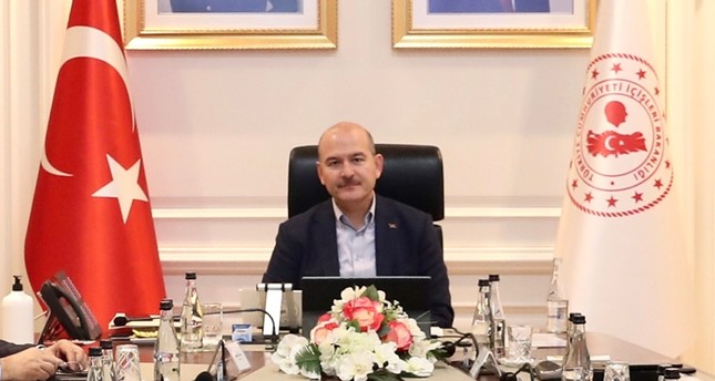 وزير الداخلية التركية: السعودية لم تبلغنا بوجود إصابات بفيروس كورونا بين المعتمرين