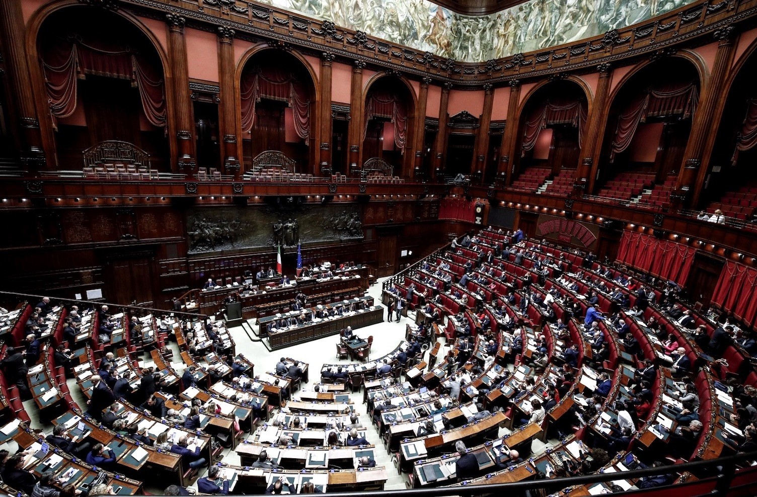 парламент рим
