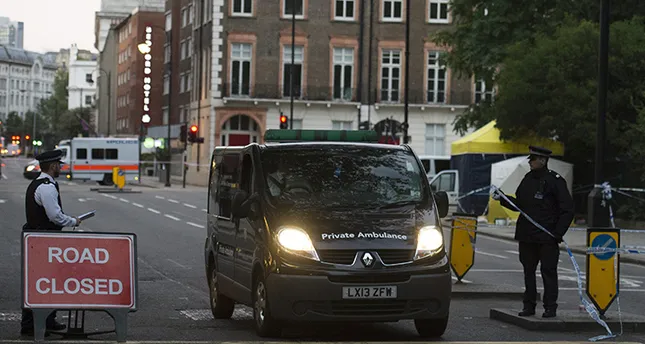 1 killed, 5 injured in London knife attack - Daily Sabah