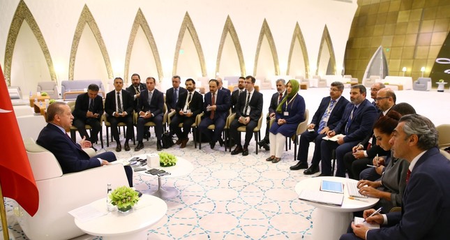 President Erdoğan (L) said U.S. forces have been involved in the fight against Daesh on the ground alongside YPG forces in Raqqa.