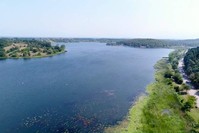 Lake Poyrazlar in Sakarya offers peace and quiet for urban dwellers. (AA Photo)