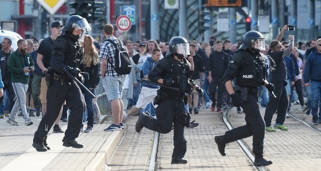 جرحى وفوضى وشعارات نازية في تظاهرة لليمين المتطرف بألمانيا